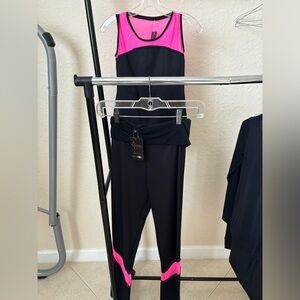 Pink karisma tank top and pink pants set!